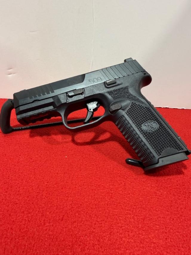 FN America FN509